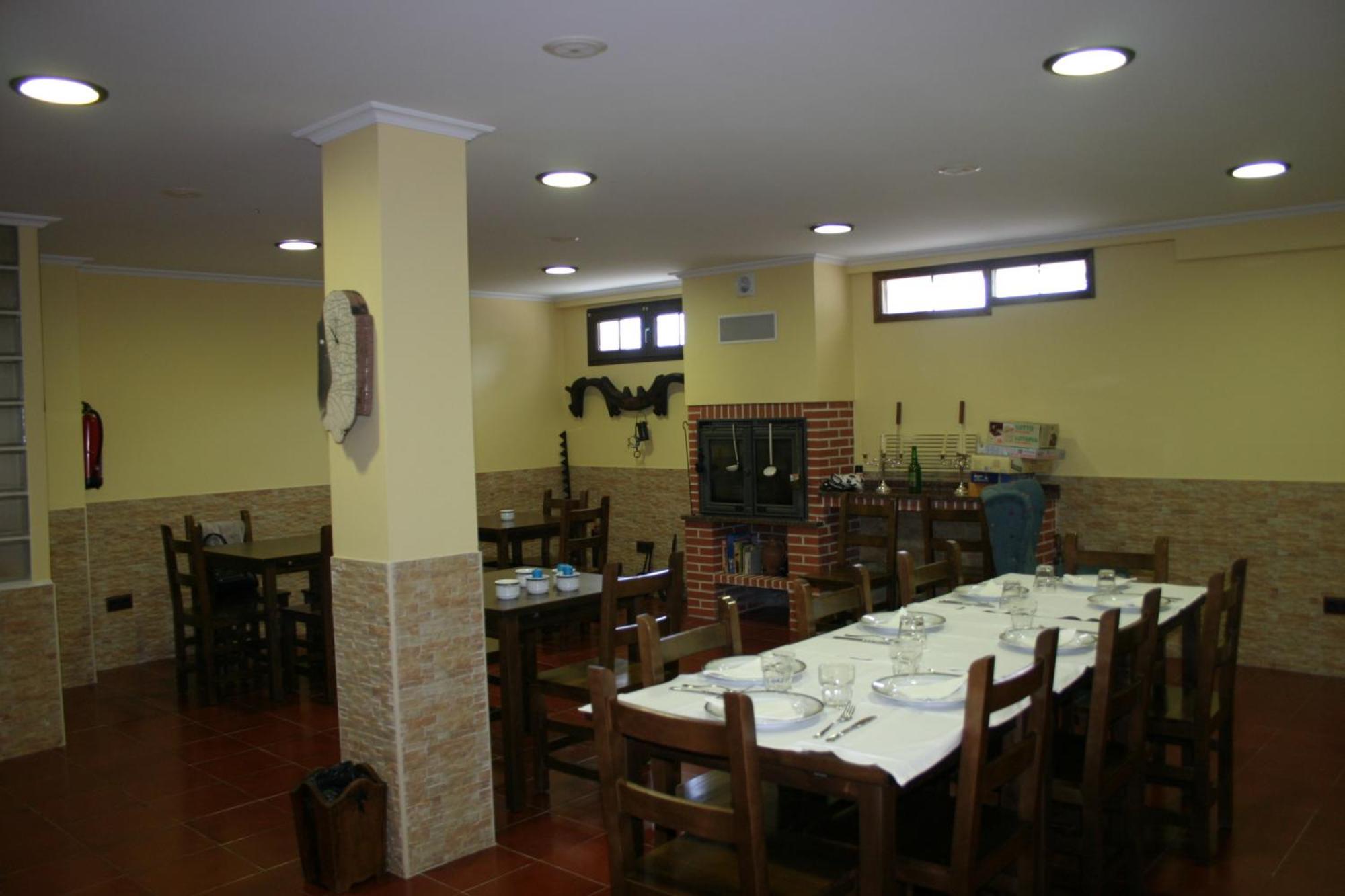 索蒙特酒店 Quintes 外观 照片